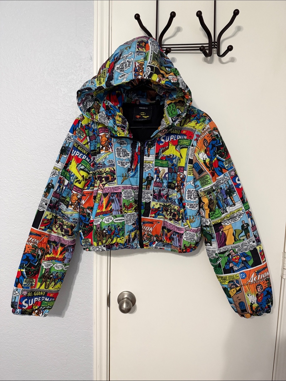 Forever 21 x DC Comics Superman Comic Book Bubble Cropped Puffer Jacket L EUC